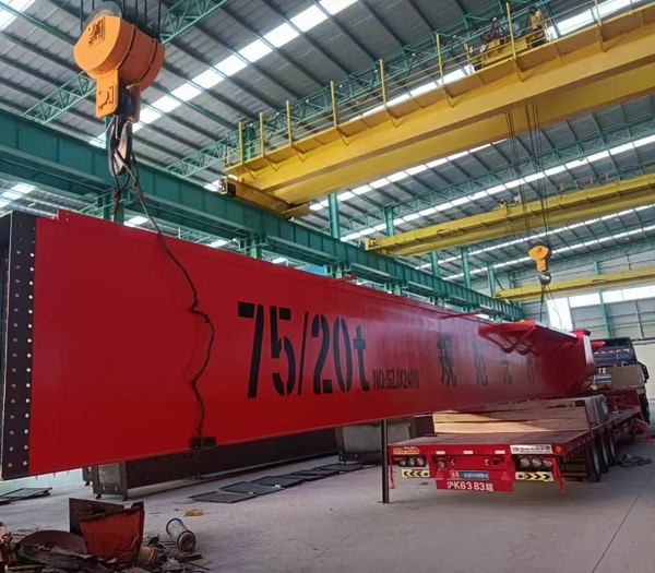 单梁起重机发货现场